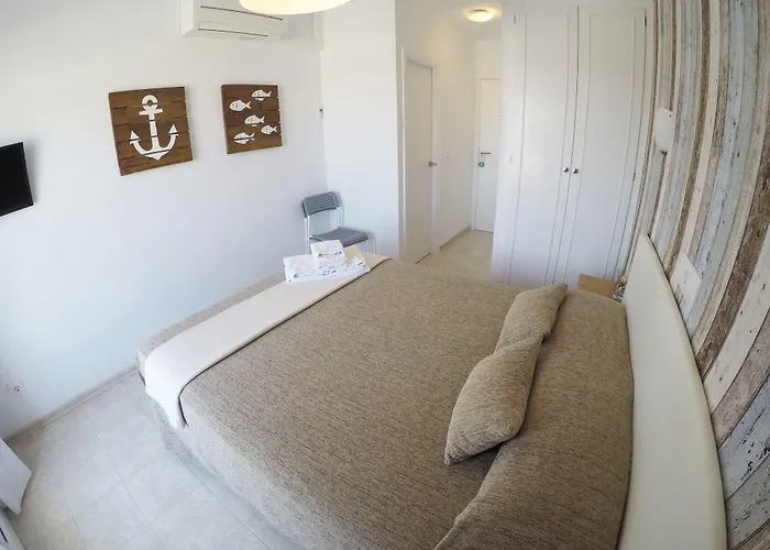 Del Mar Guest house 3*